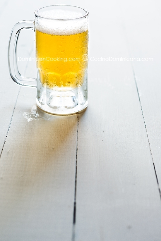 Dominican fria, a very cold beer