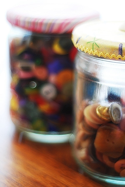 Pretty Jars for Organizing your Sewings Notions
