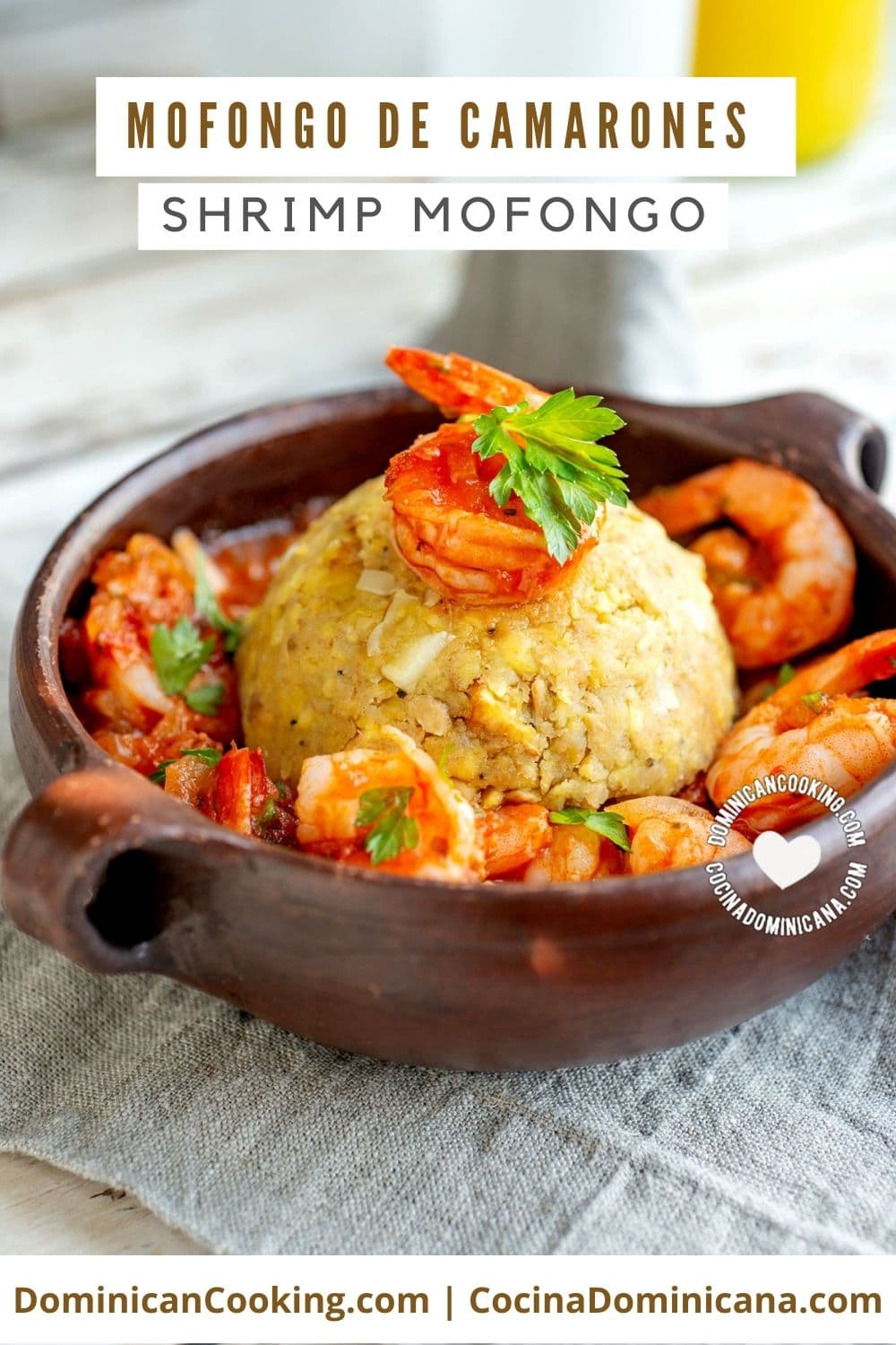 Mofongo de camarones (shrimp mofongo) recipe.