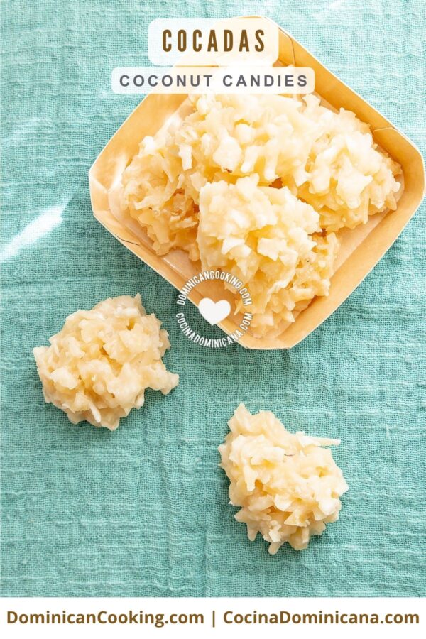 Cocada (coconut candies).