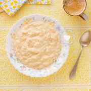 Arroz con leche salado (savory, sugar-free rice pudding).