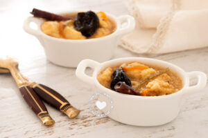 Dulce de leche cortada (Dominican curdled milk fudge).