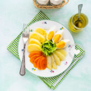 Ensalada hervida (boiled salad).