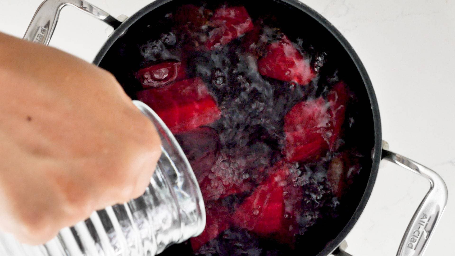 Boiling beetroot