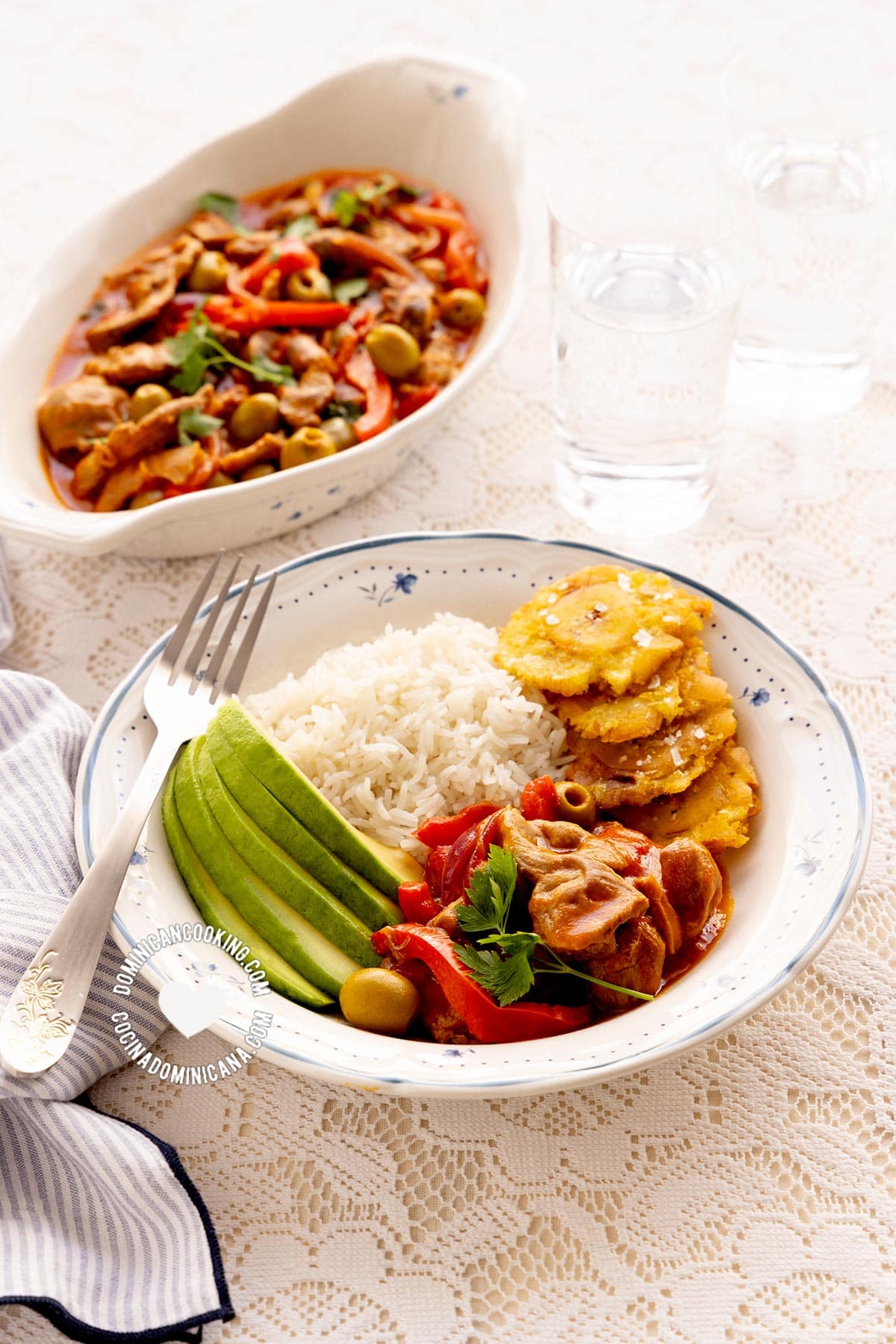 Chicken gizzard (molleja guisada).