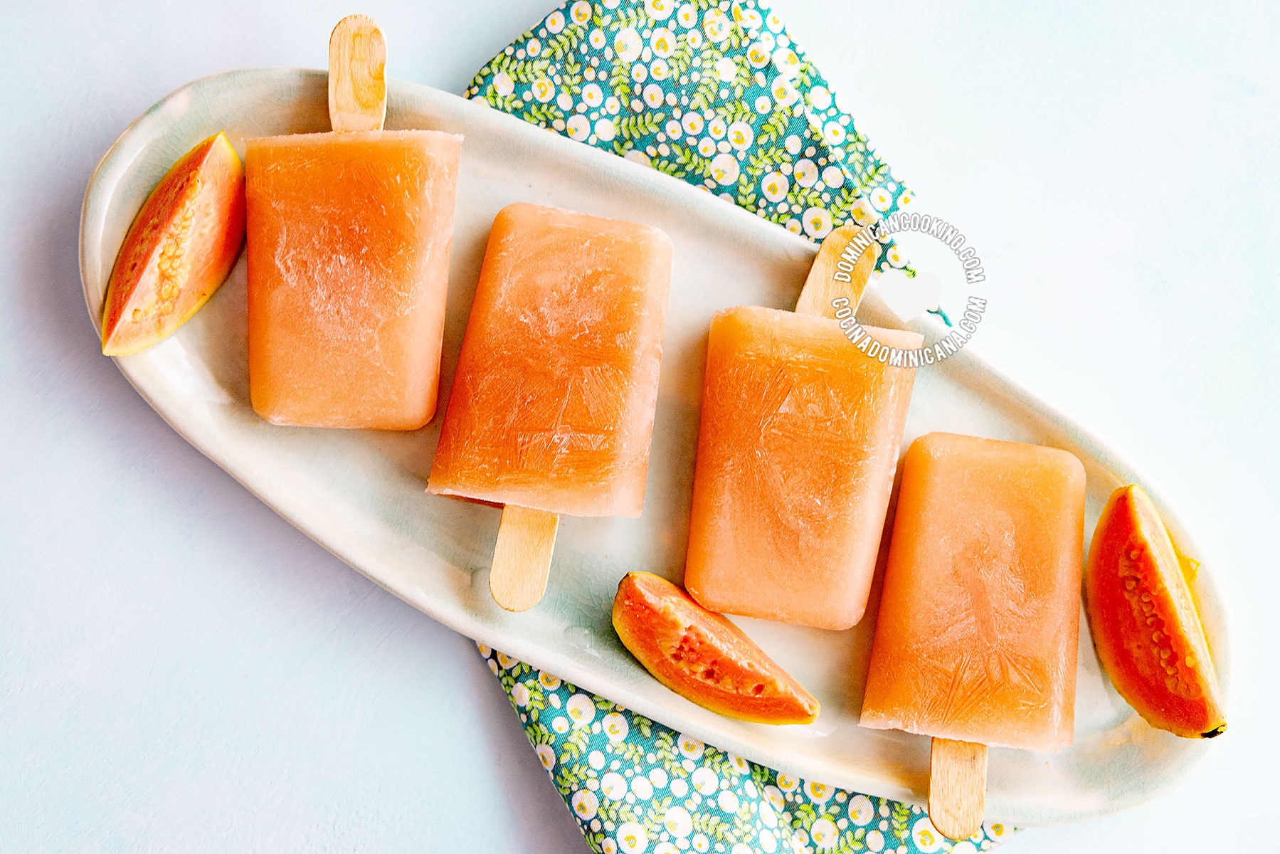 Guava popsicles (paletas de guayaba).