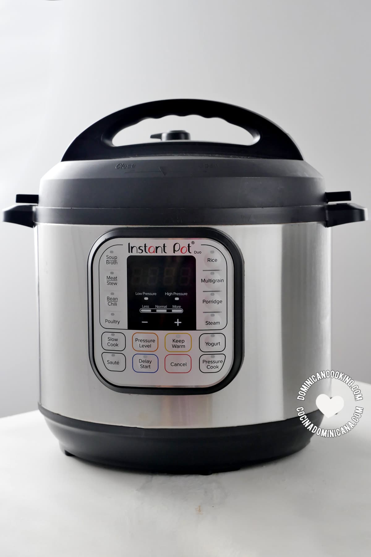 Instant pot pressure cooker.