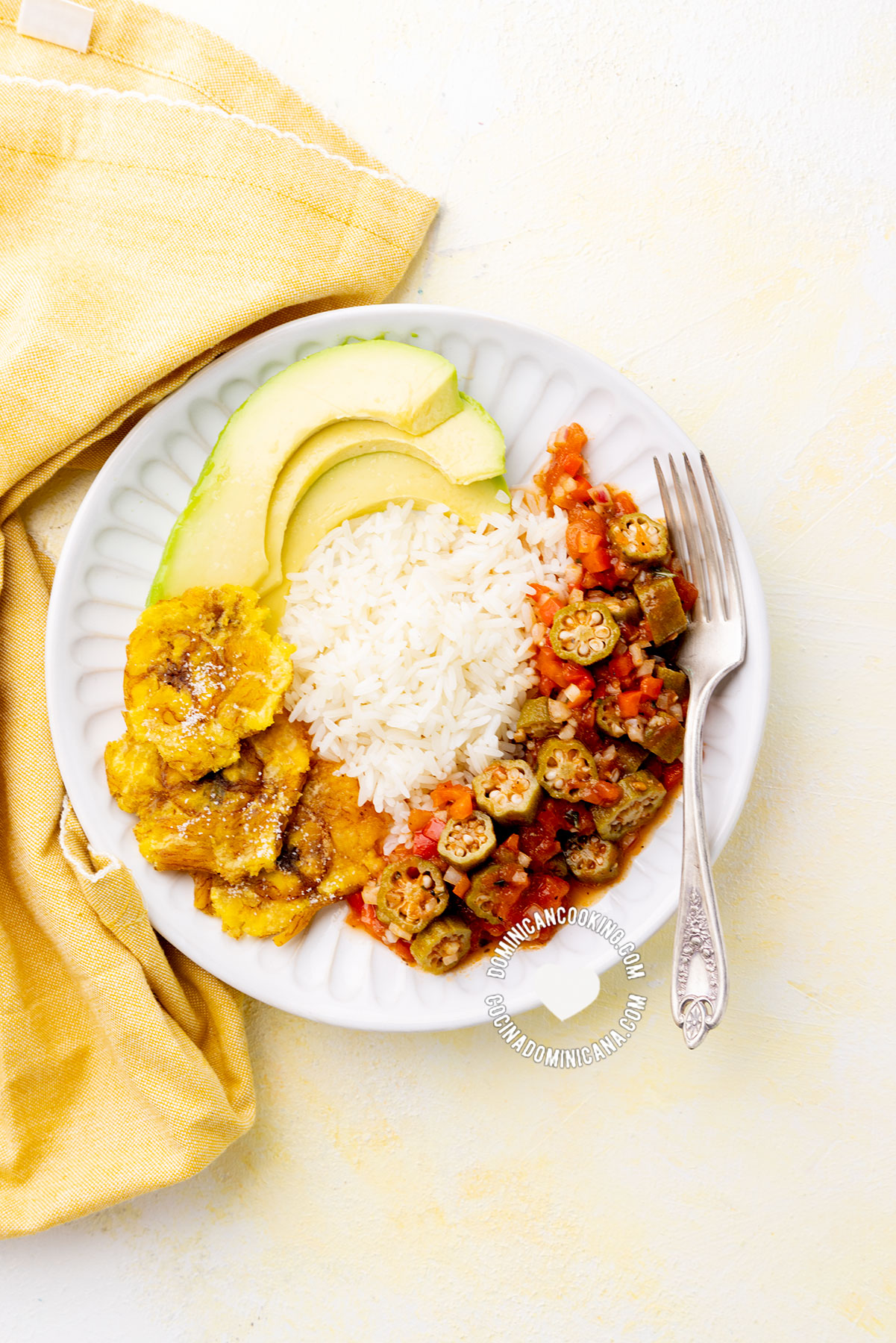 Guisados (Dominican stewed okra).