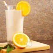 Morir Soñando (Glass of Milk and Orange Juice)