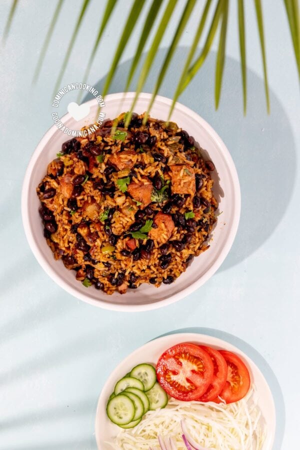 Moro-Locrio [Video+Recipe] Rice with Beans and Pork