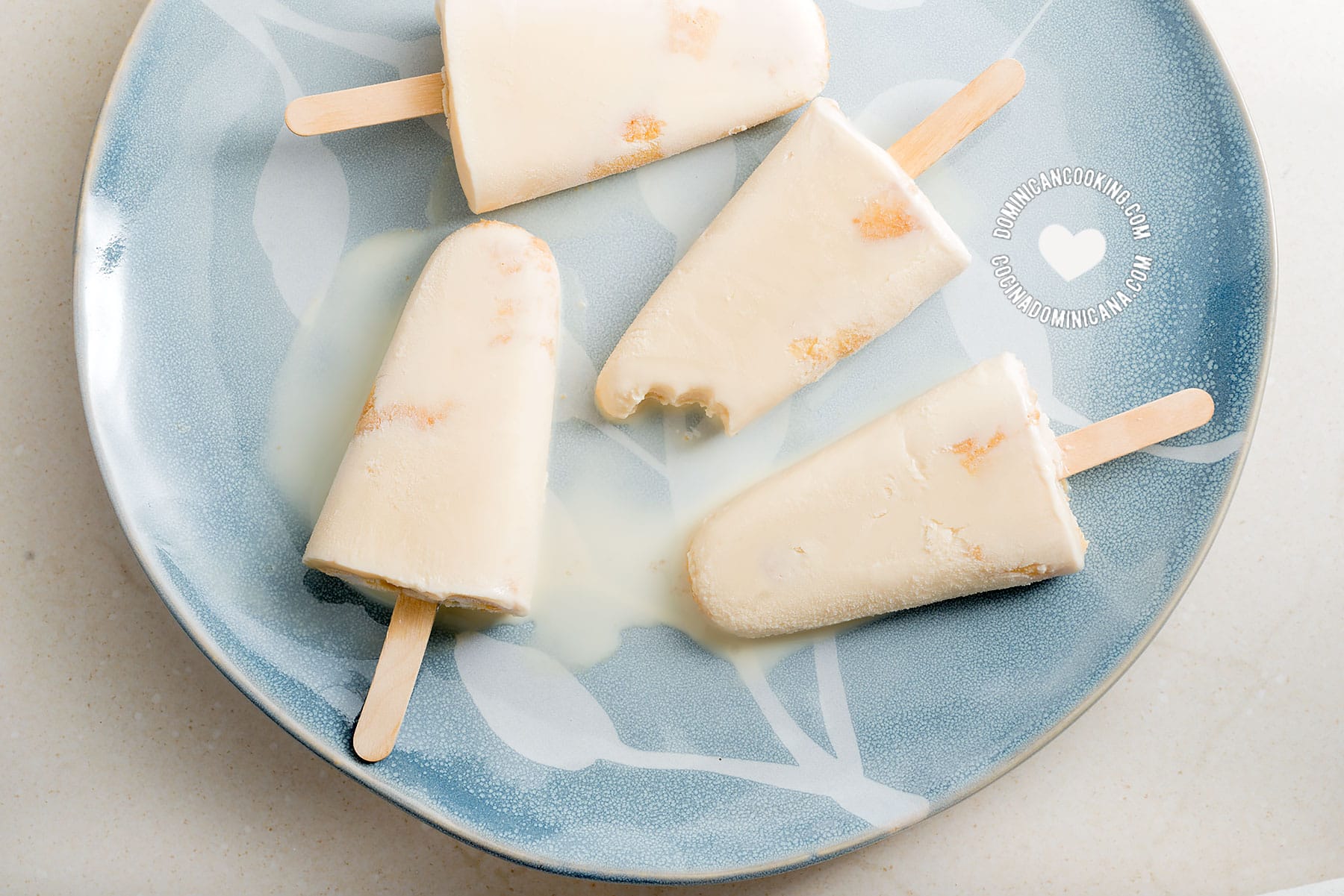 Easy "Tres Leches" Popsicles