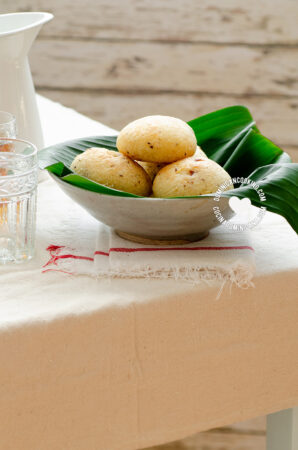 Pan de Yuca [Video+Recipe] Easy Yuca Bread