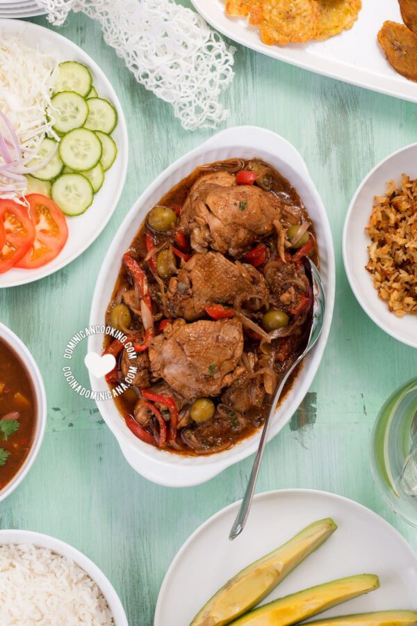 Pollo Guisado Recipe + Video for the Tastiest Dominican Chicken
