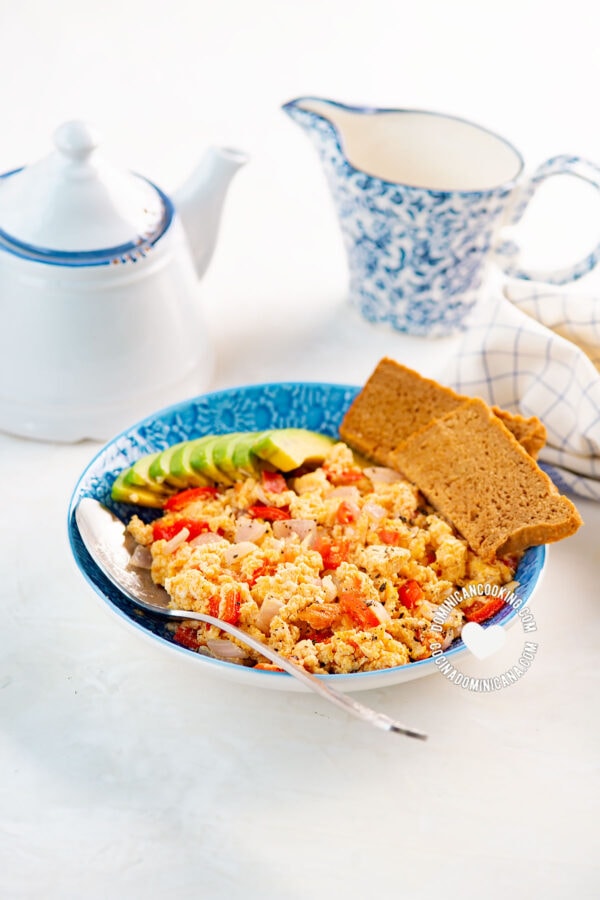 Revoltillo de Huevos [Video+Recipe] Scrambled Eggs