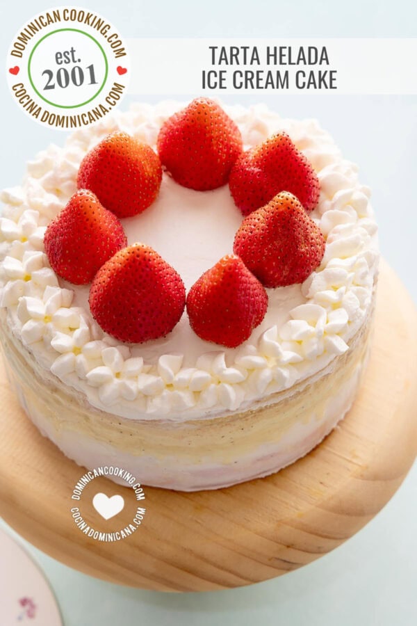 Tarta helada (ice cream cake).